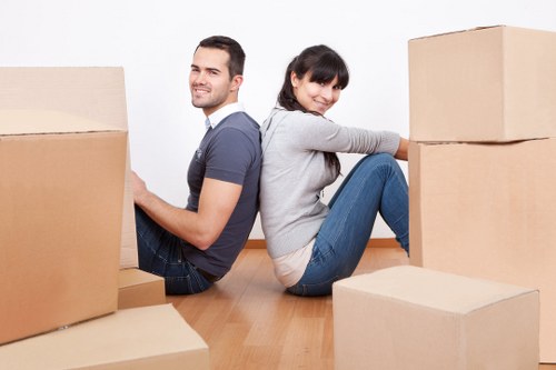 Flexible man with van service in Bromley for home and business moves