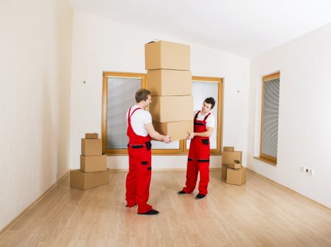 Moving truck for residential and commercial relocations in Bromley